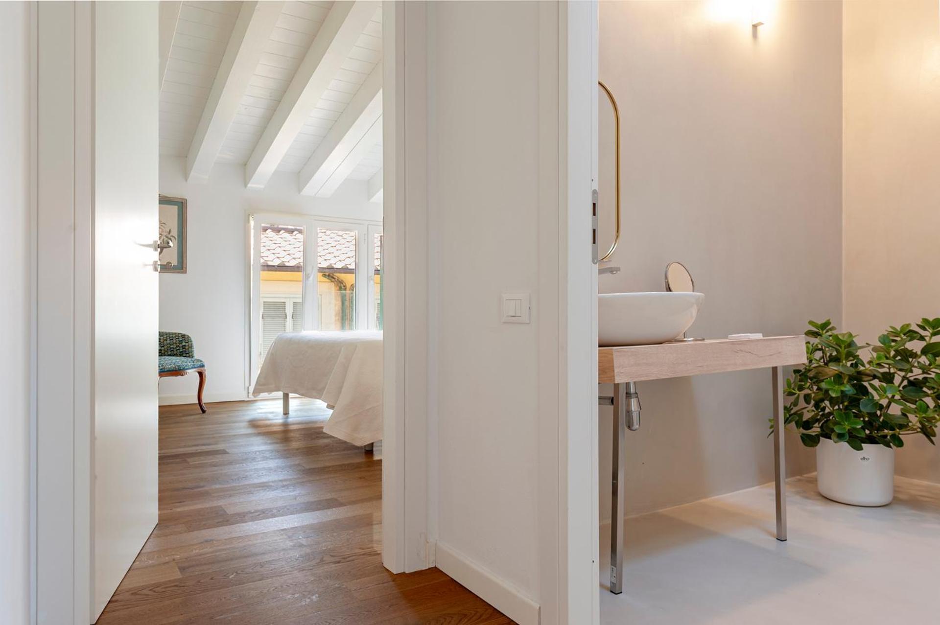 Waterfront Balcony I Grani 5 Resort Grand Suite Livorno Exterior foto
